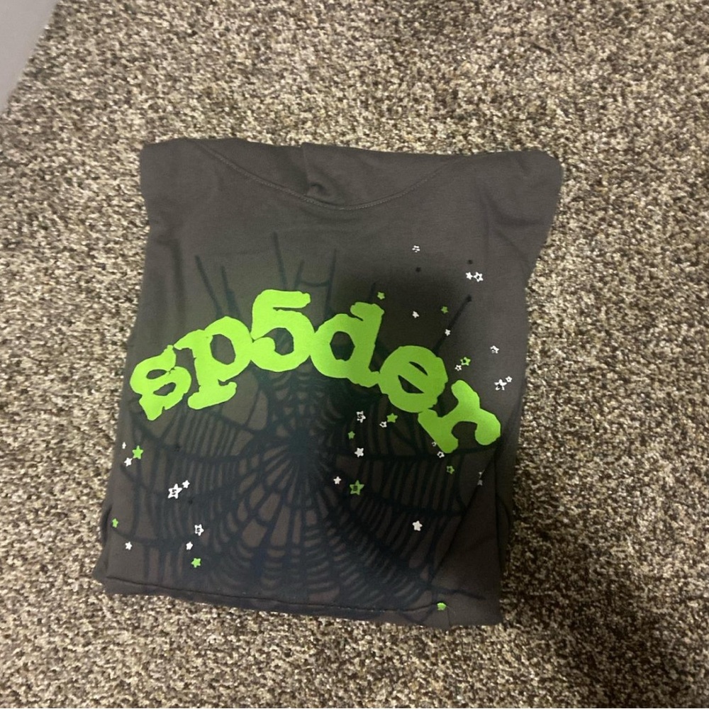 Sp5der hoodie never worn
